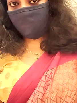 saritha29 online show from October 3, 2025, 5:14 pm