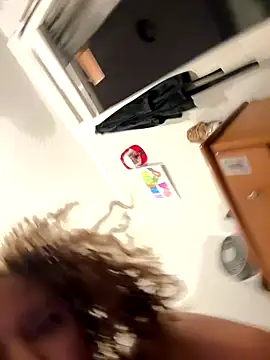 Snapshot of StylishEchium chatting on September 18, 2025, 5:38 pm StylishEchium online show from September 18, 2025, 5:38 pm