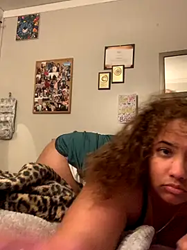 Snapshot of StylishEchium chatting on October 11, 2025, 9:27 pm StylishEchium online show from October 11, 2025, 9:27 pm