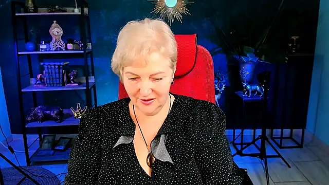 Snapshot of MaryMogan chatting on October 27, 2025, 4:46 am MaryMogan online show from October 27, 2025, 4:46 am