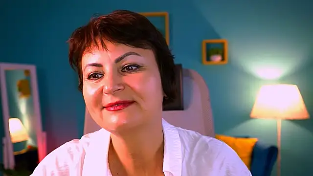 HelenBeler online show from October 20, 2025, 8:04 am