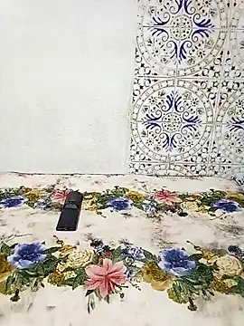 Mayamimi online show from September 15, 2025, 12:33 am