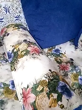 Mayamimi online show from September 29, 2025, 7:48 am