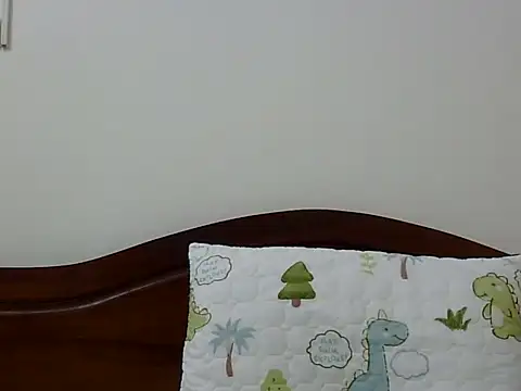 Snapshot of Kiko_sunflower chatting on September 19, 2025, 6:17 am Kiko sunflower online show from September 19, 2025, 6:17 am