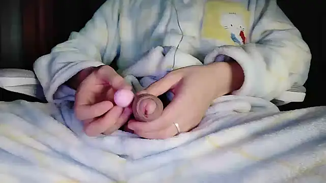 Snapshot of Dancer03 chatting on November 8, 2025, 12:09 pm Dancer03 online show from November 8, 2025, 12:09 pm