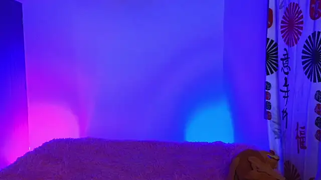 Gia flame  online show from October 24, 2025, 5:39 am