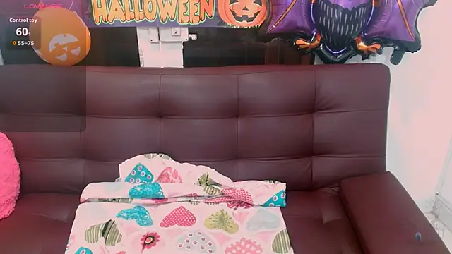 Snapshot of vanesa19_ chatting on October 31, 2025, 1:19 pm vanesa19 online show from October 31, 2025, 1:19 pm