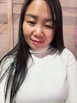 Snapshot of Binjt chatting on February 8, 2026, 8:45 am Binjt online show from February 8, 2026, 8:45 am