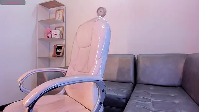 Snapshot of Angeel_of_lust chatting on October 23, 2025, 4:55 am Angeel of lust online show from October 23, 2025, 4:55 am