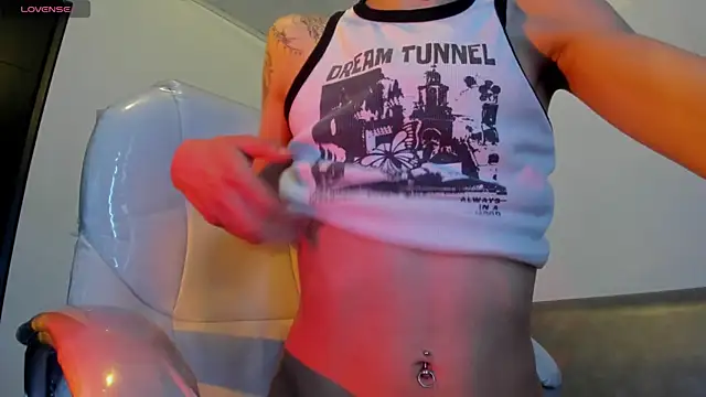 Snapshot of Angeel_of_lust chatting on November 2, 2025, 4:34 pm Angeel of lust online show from November 2, 2025, 4:34 pm