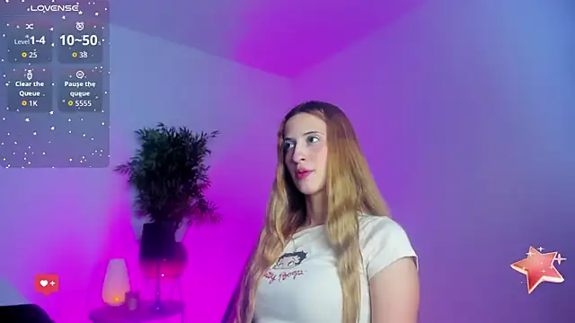 Snapshot of Emilywillis8 chatting on September 22, 2025, 1:28 pm Emilywillis8 online show from September 22, 2025, 1:28 pm