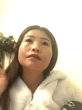 Snapshot of LiLy-0477 chatting on September 28, 2025, 2:13 pm LiLy-0477 online show from September 28, 2025, 2:13 pm