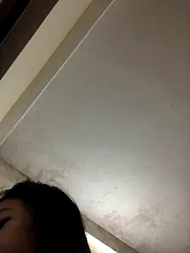 Snapshot of LiLy-0477 chatting on October 5, 2025, 9:33 am LiLy-0477 online show from October 5, 2025, 9:33 am