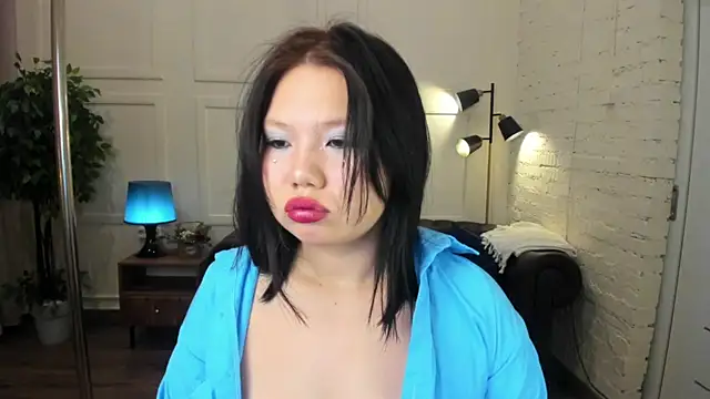 Snapshot of Moana_light chatting on October 2, 2025, 2:04 am Moana light online show from October 2, 2025, 2:04 am