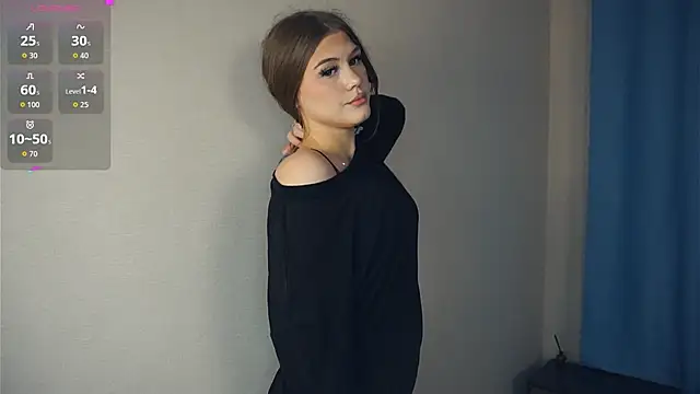 Snapshot of LilyHeupel chatting on October 7, 2025, 7:53 am LilyHeupel online show from October 7, 2025, 7:53 am