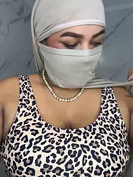 Kadira  online show from October 22, 2025, 12:04 pm