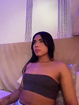 VeronicaSaenzx online show from February 8, 2026, 9:23 pm