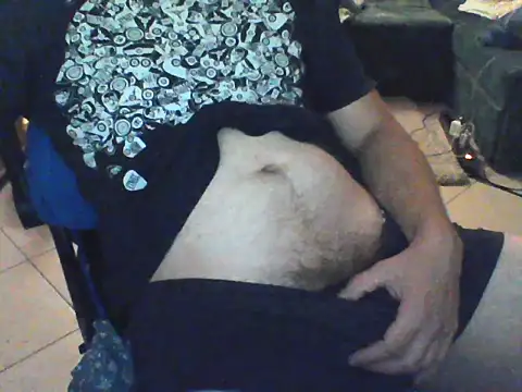 Snapshot of LiveYourDreams chatting on July 19, 2026, 8:27 pm LiveYourDreams online show from July 19, 2026, 8:27 pm