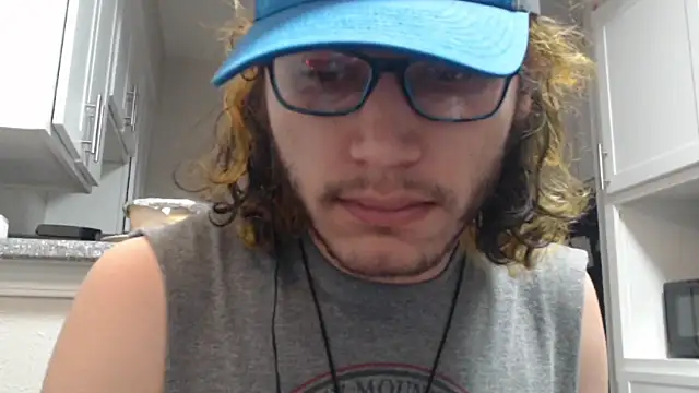 Snapshot of zacthefeetguy chatting on January 8, 2026, 6:58 pm zacthefeetguy online show from January 8, 2026, 6:58 pm