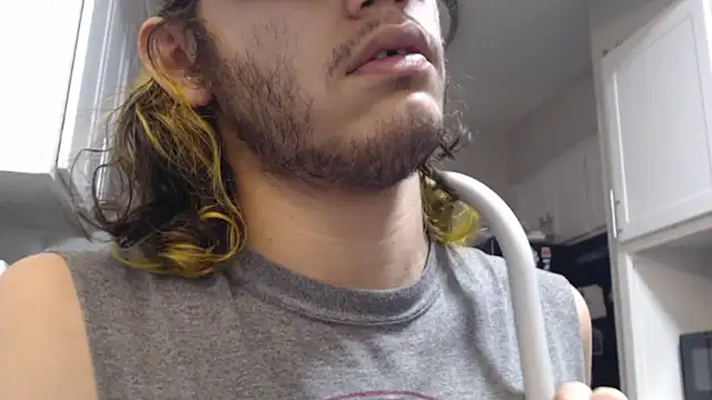 Snapshot of zacthefeetguy chatting on January 9, 2026, 8:38 pm zacthefeetguy online show from January 9, 2026, 8:38 pm