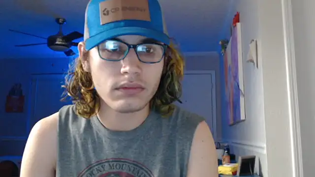 Snapshot of zacthefeetguy chatting on December 20, 2025, 2:03 am zacthefeetguy online show from December 20, 2025, 2:03 am