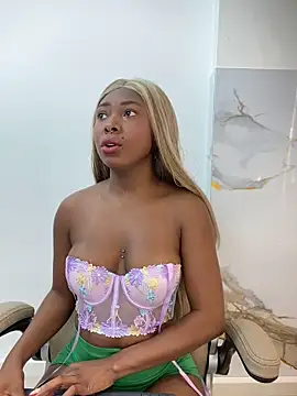 Snapshot of emily_browne chatting on October 11, 2025, 7:48 pm emily browne online show from October 11, 2025, 7:48 pm