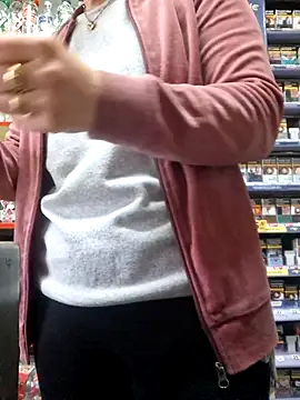 Fluturas2 online show from October 19, 2025, 5:43 am