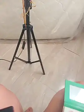 Alisson Morgann online show from November 30, 2025, 1:12 pm