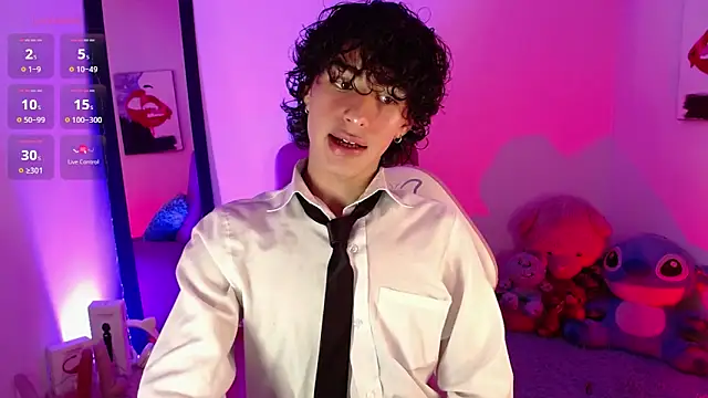 Snapshot of saanti_foxs chatting on September 18, 2025, 3:20 am saanti foxs online show from September 18, 2025, 3:20 am