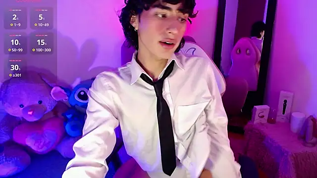 Snapshot of saanti_foxs chatting on September 28, 2025, 2:18 am saanti foxs online show from September 28, 2025, 2:18 am