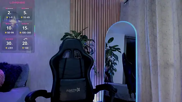 emma       online show from October 8, 2025, 8:53 pm