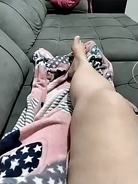 Maeefilha243 online show from September 10, 2025, 12:26 pm