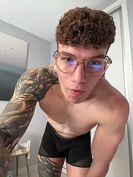 estebandi do online show from February 27, 2026, 10:59 am