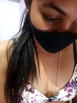 lov2suk69 online show from January 14, 2026, 7:28 pm