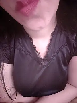 Dimple sexxy online show from November 17, 2025, 9:57 am