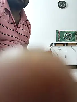 vinay smalldick online show from December 17, 2025, 1:38 pm