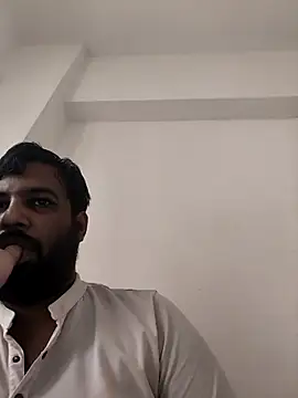 vinay smalldick online show from April 2, 2026, 9:38 am