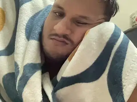 chiikuloveu online show from October 2, 2025, 2:26 am