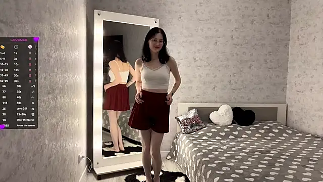 Snapshot of FakeLamb chatting on October 18, 2025, 9:06 pm FakeLamb online show from October 18, 2025, 9:06 pm