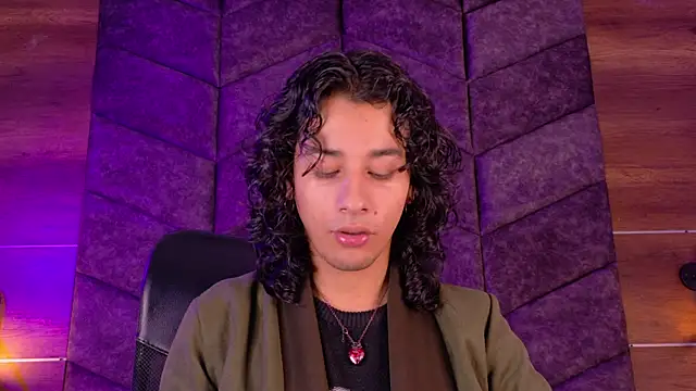 Snapshot of BenjiFiore_ chatting on October 8, 2025, 7:58 pm BenjiFiore  online show from October 8, 2025, 7:58 pm