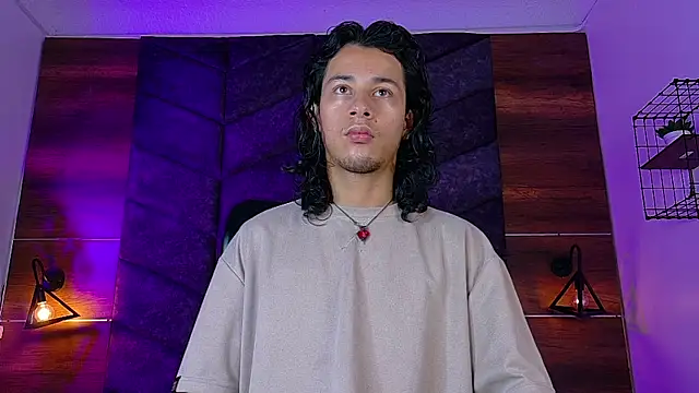 Snapshot of BenjiFiore_ chatting on October 30, 2025, 7:44 pm BenjiFiore  online show from October 30, 2025, 7:44 pm