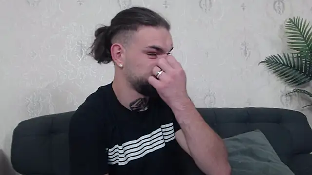 DanyelCarter online show from September 19, 2025, 12:42 pm