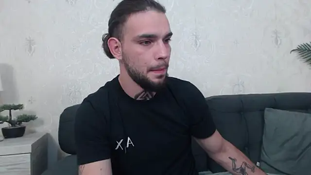 DanyelCarter online show from September 28, 2025, 7:10 pm