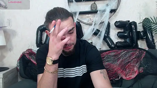 DanyelCarter online show from October 23, 2025, 6:28 pm