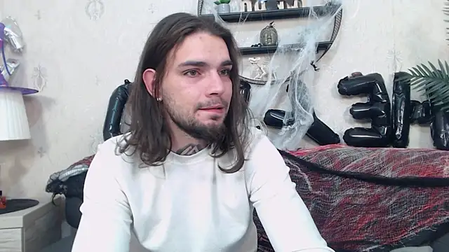 DanyelCarter online show from October 21, 2025, 6:40 pm