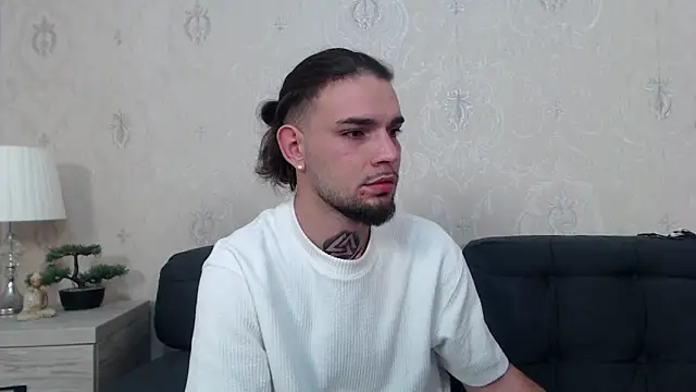 DanyelCarter online show from October 12, 2025, 6:31 pm