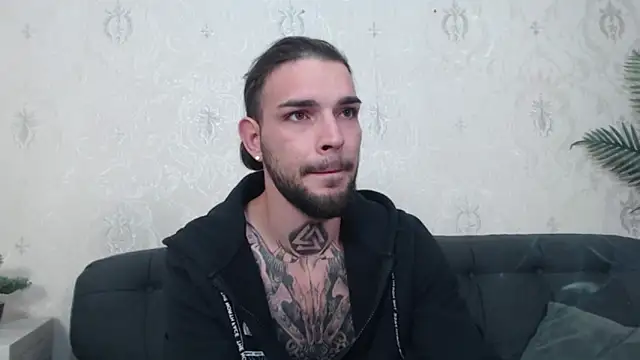 DanyelCarter online show from October 1, 2025, 6:56 pm