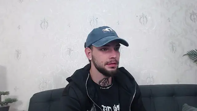 DanyelCarter online show from October 4, 2025, 6:53 pm