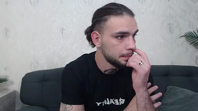 DanyelCarter online show from September 24, 2025, 7:20 pm