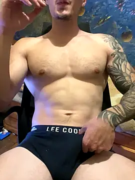 Snapshot of fronkie9384 chatting on September 8, 2025, 8:30 pm fronkie9384 online show from September 8, 2025, 8:30 pm